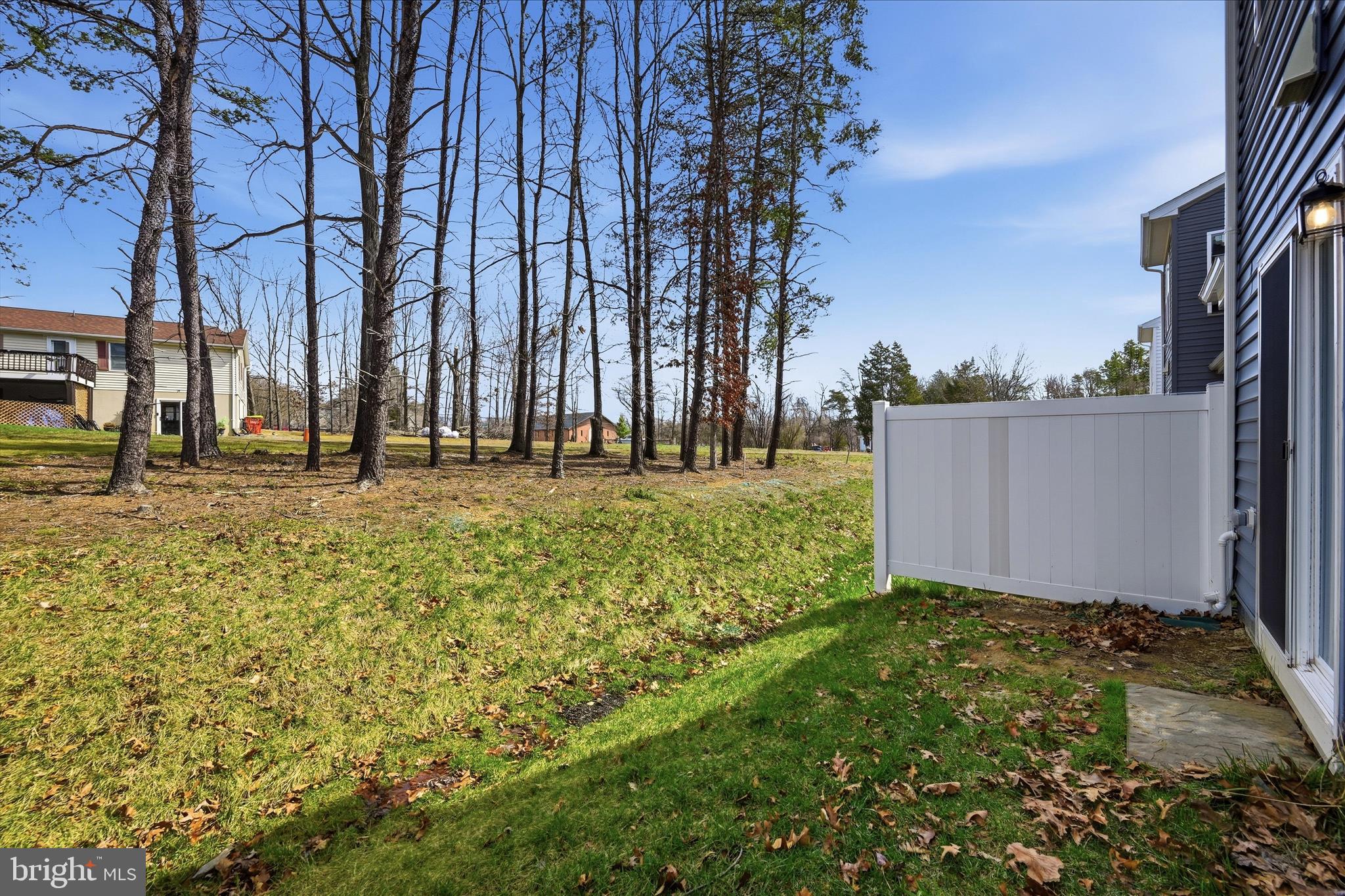 WHISPERING PINES - Residential