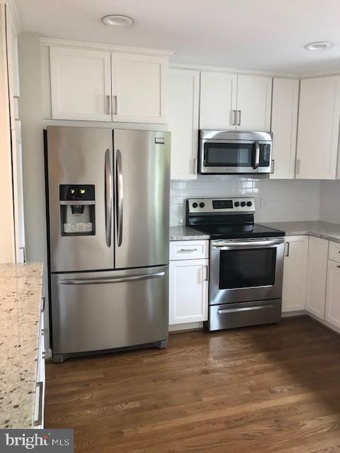 LAKEFORD - Residential Lease