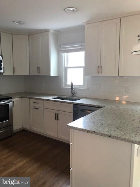 LAKEFORD - Residential Lease