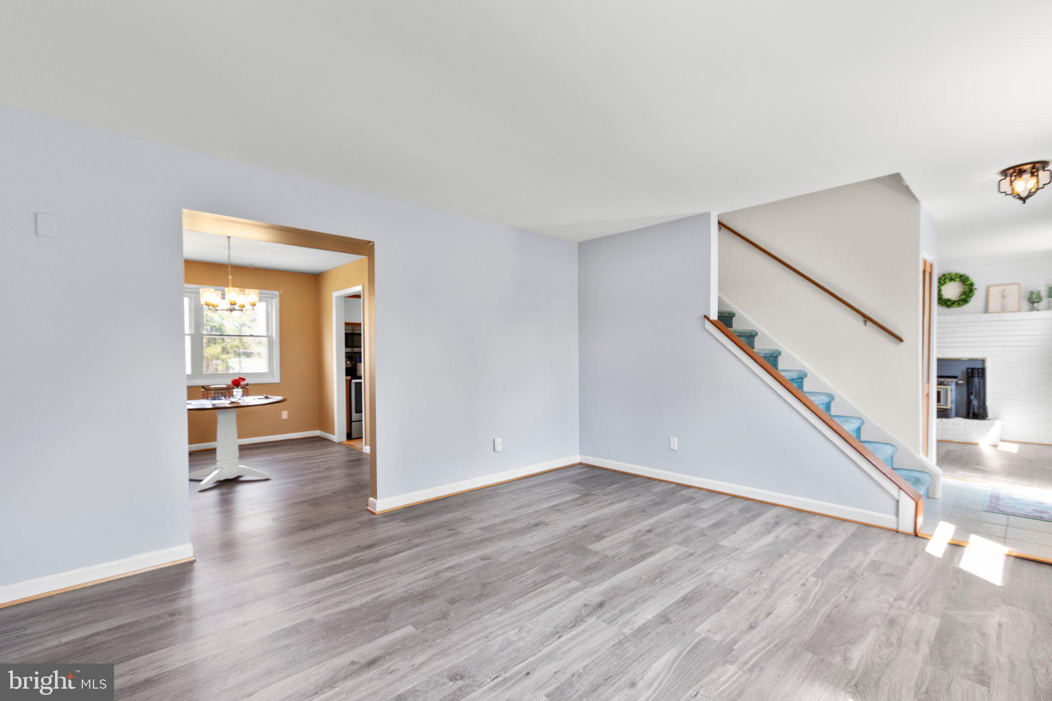 201 OLD LANDING COURT