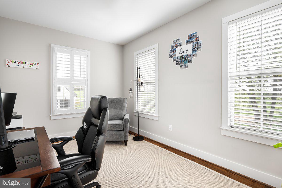 CHALK FARM - Residential