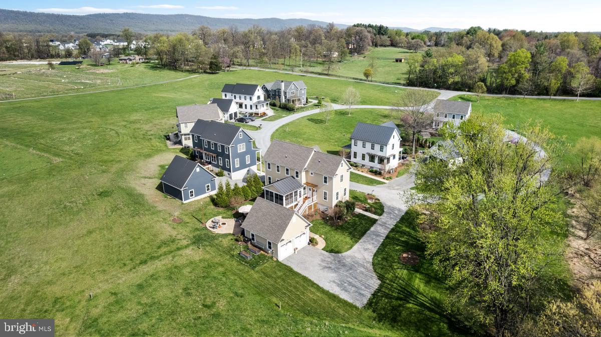 CHALK FARM - Residential