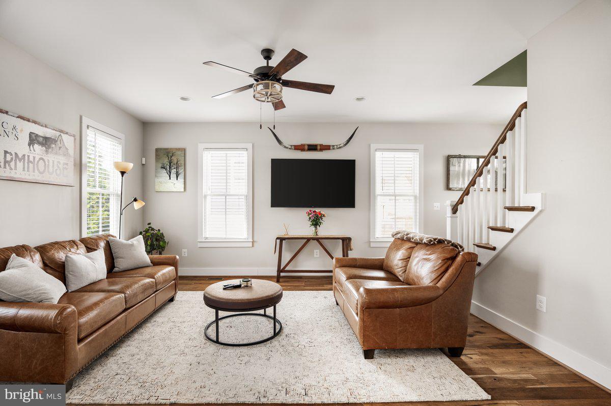 CHALK FARM - Residential