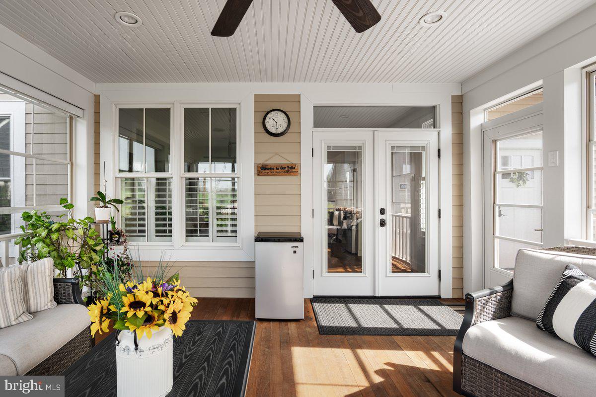 CHALK FARM - Residential