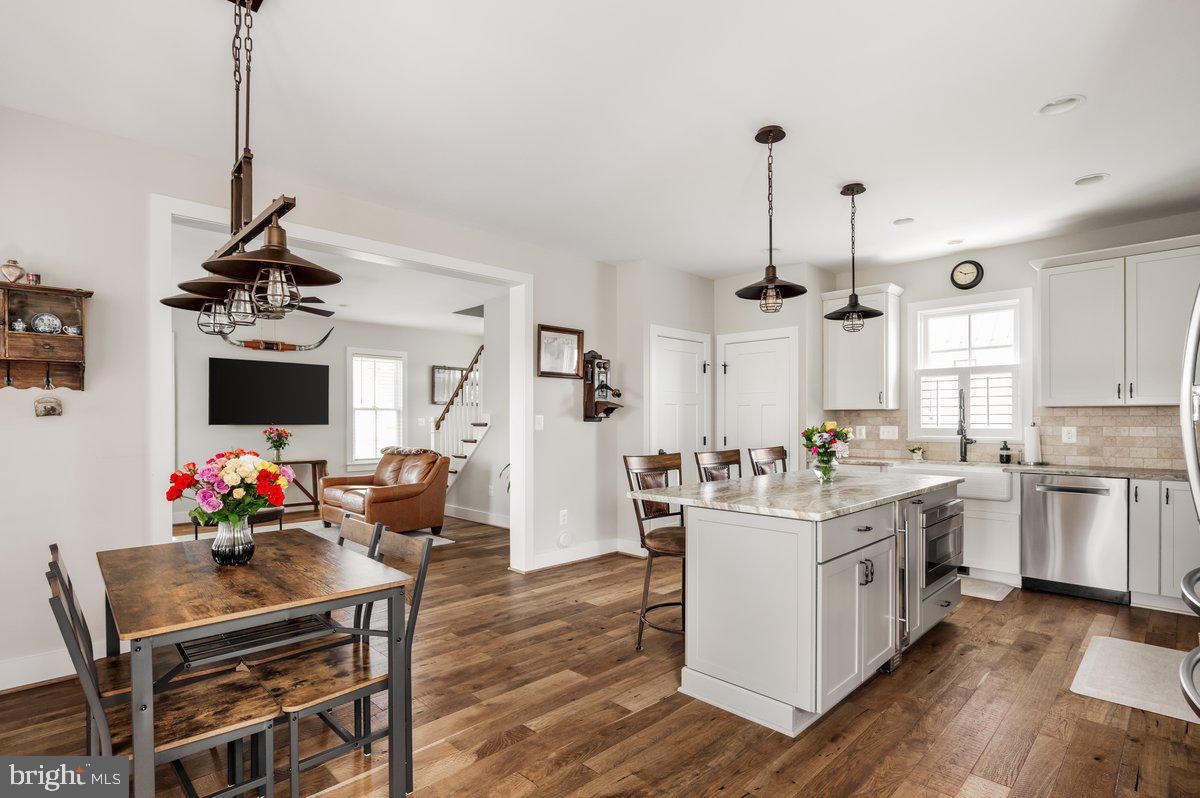 CHALK FARM - Residential