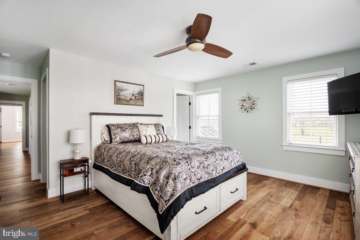 CHALK FARM - Residential