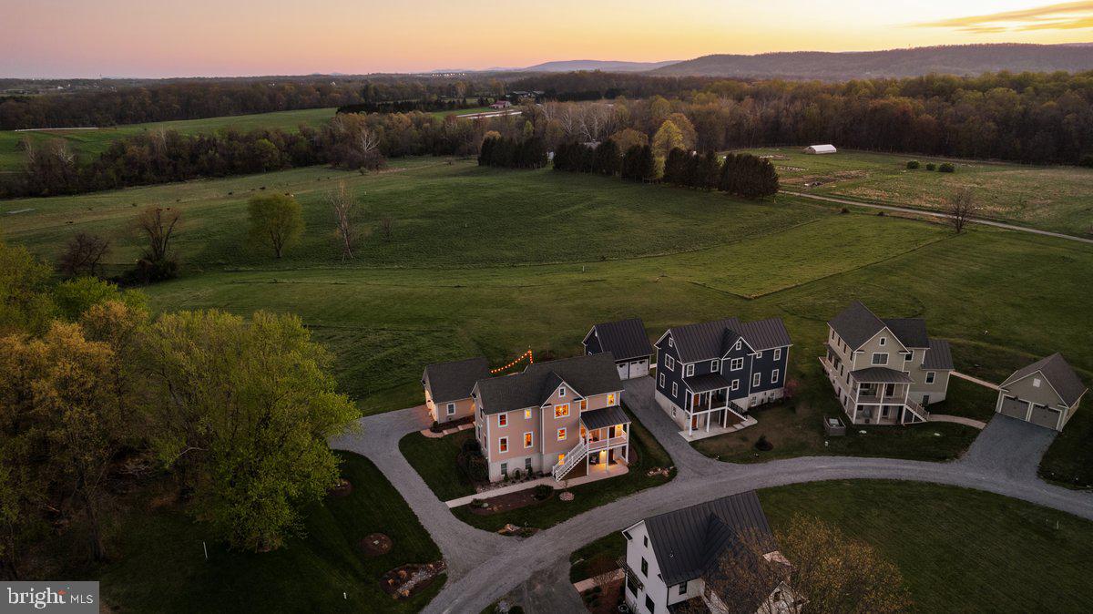 CHALK FARM - Residential