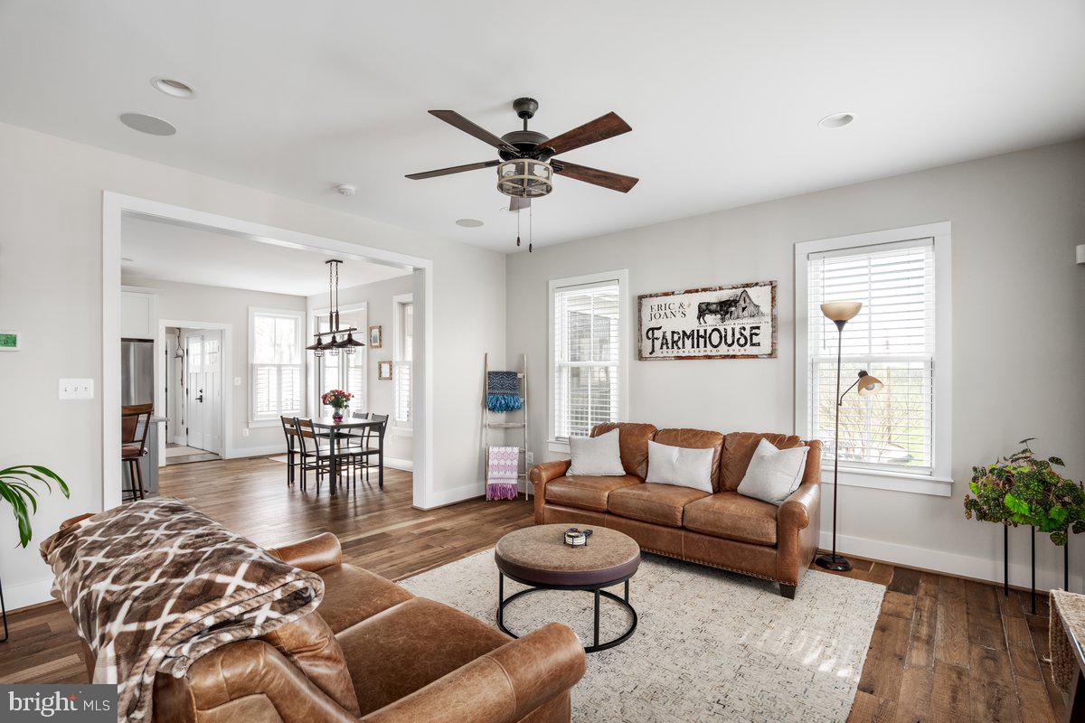 CHALK FARM - Residential