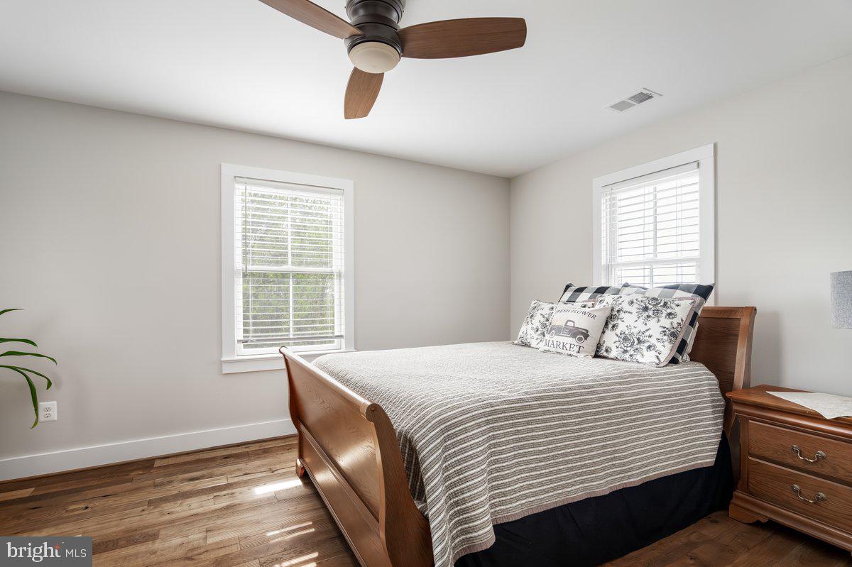 CHALK FARM - Residential