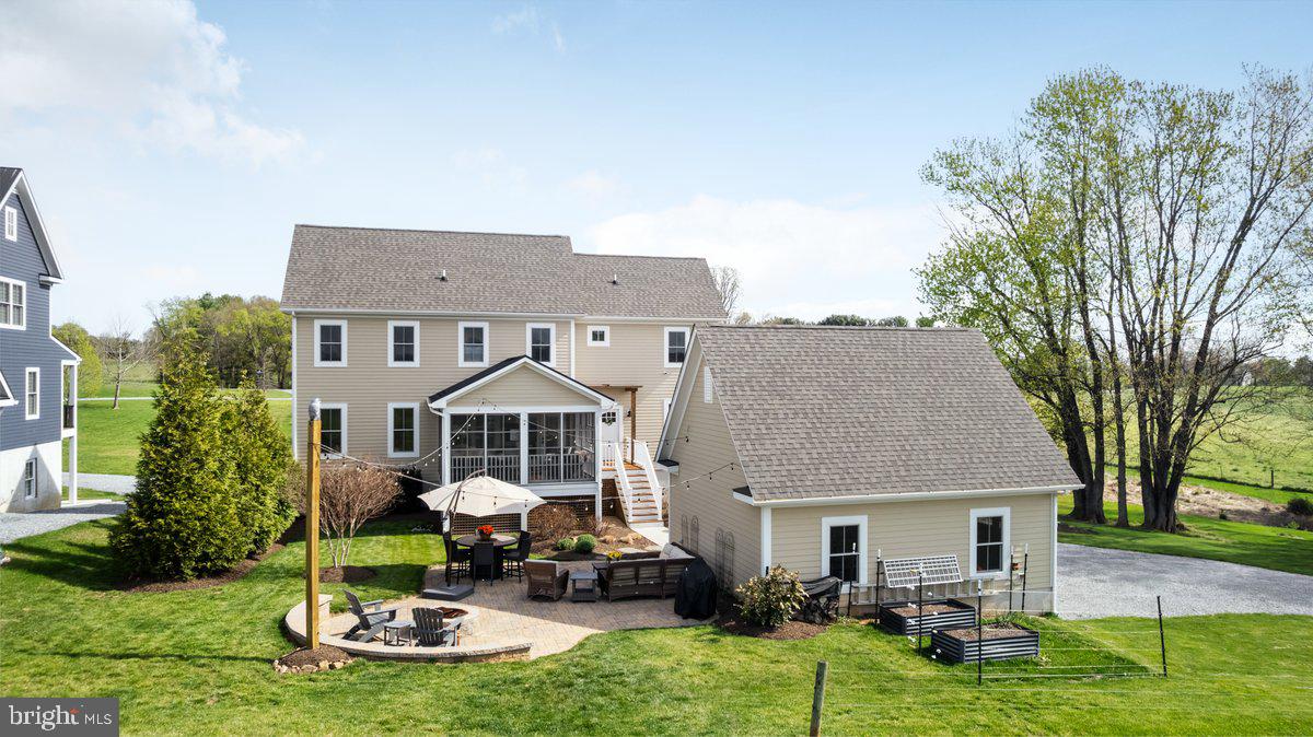 CHALK FARM - Residential