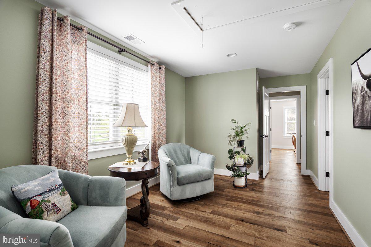 CHALK FARM - Residential