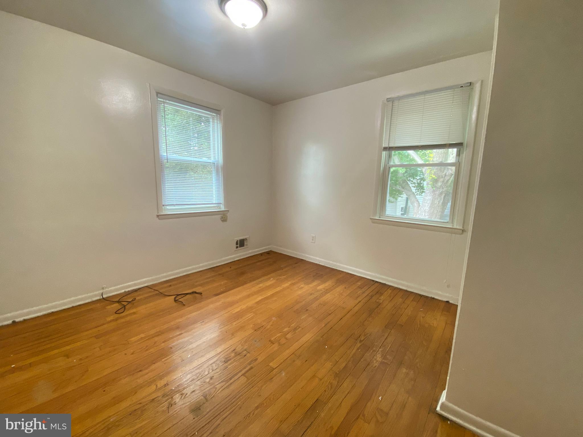 OVERLEA - Residential Lease