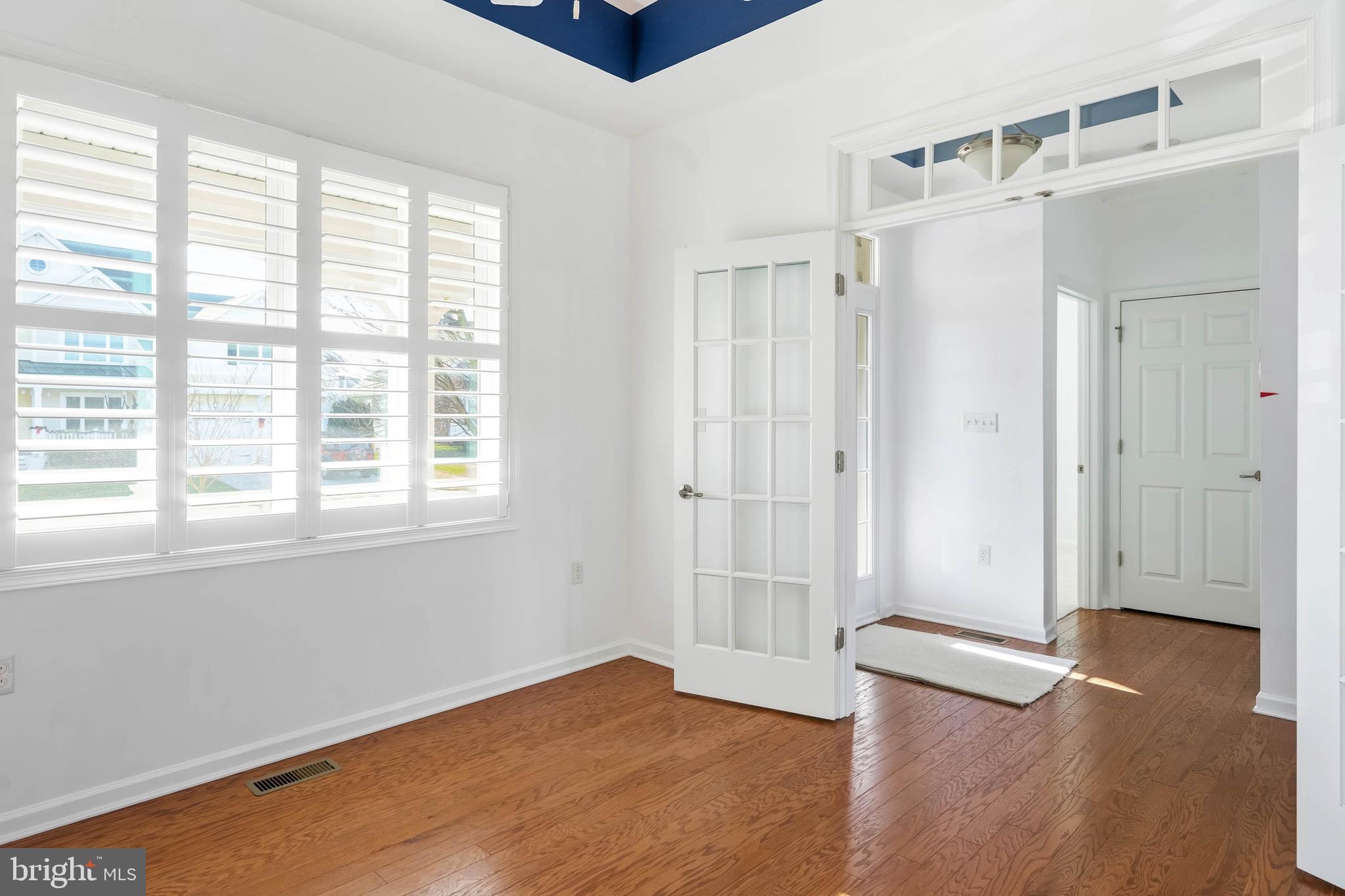 SENATORS - Residential