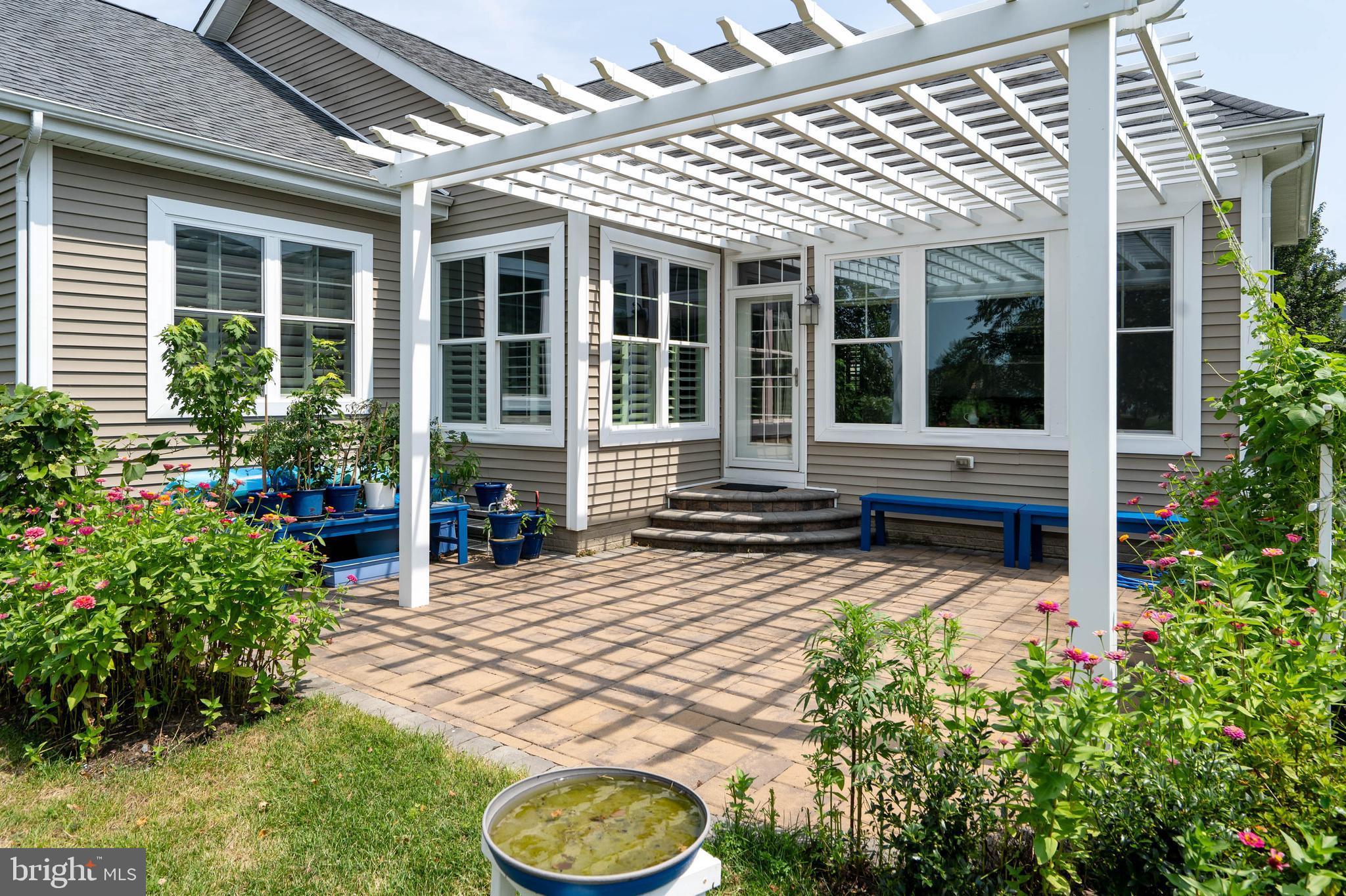 SENATORS - Residential