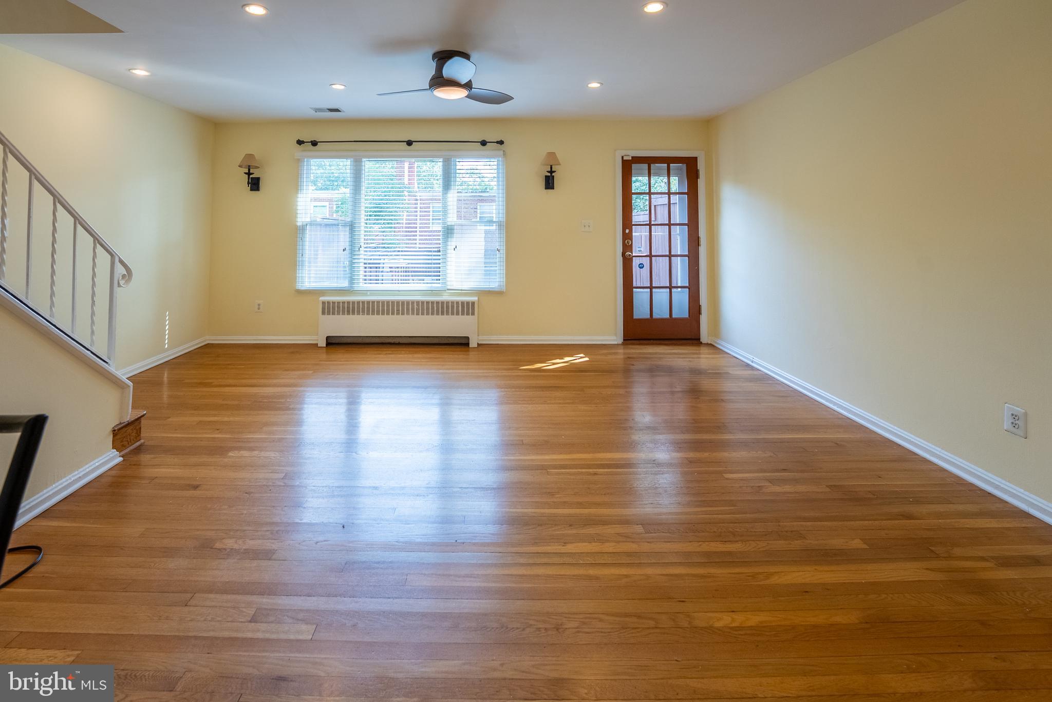 WARWICK VILLAGE - Residential Lease