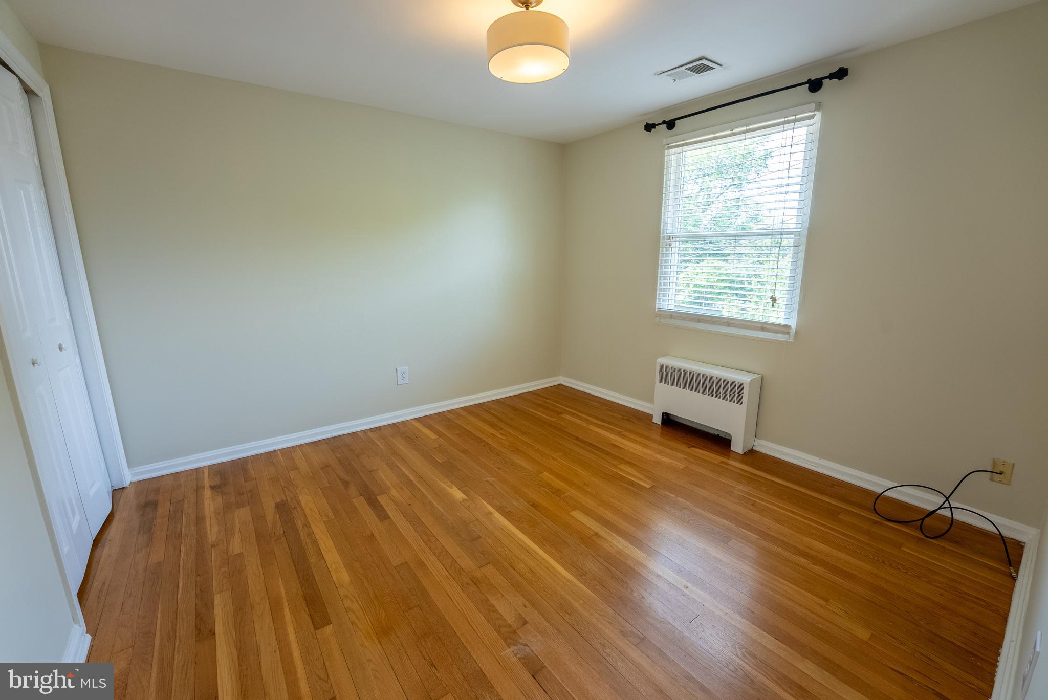 WARWICK VILLAGE - Residential Lease