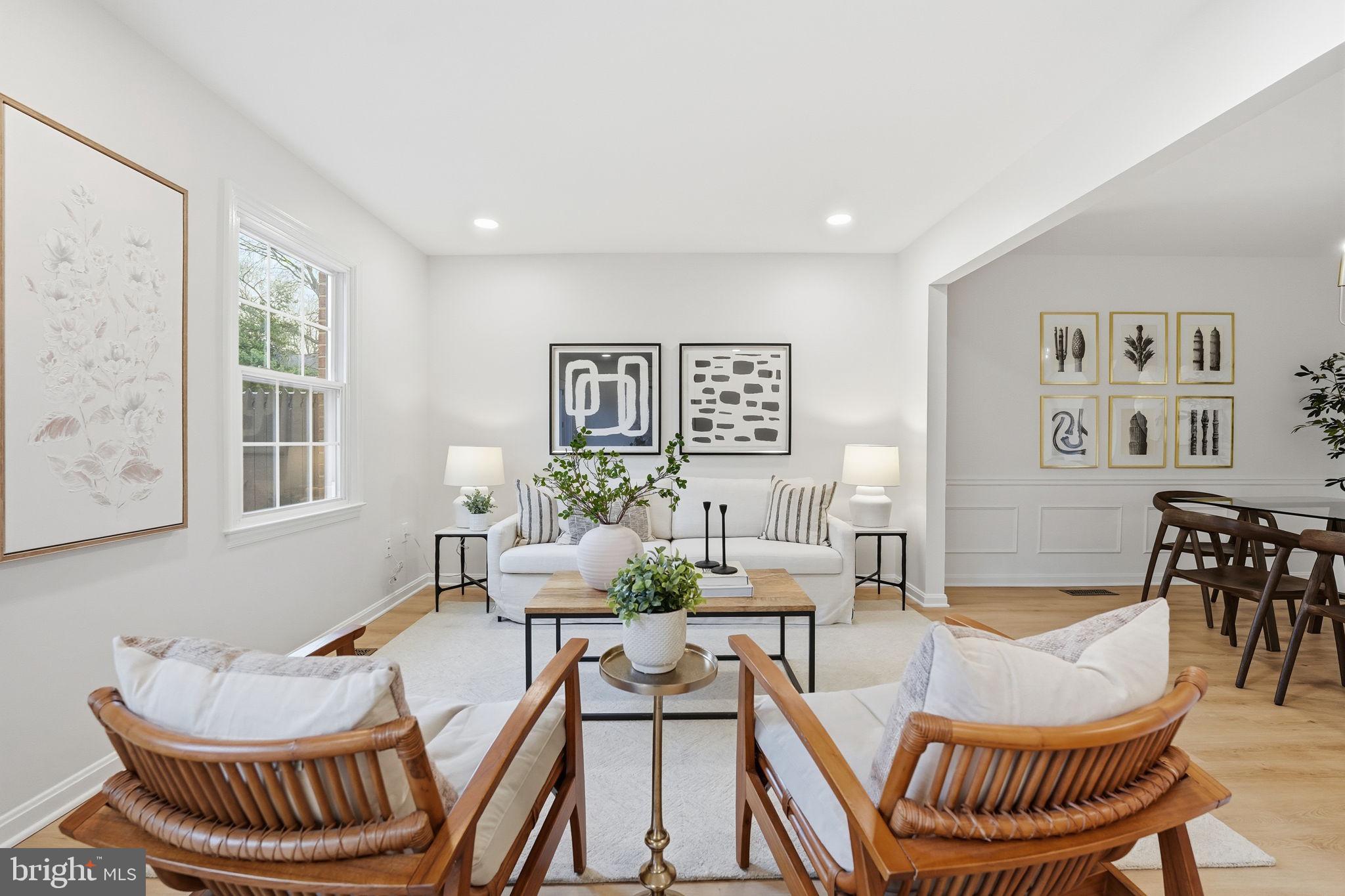 PINECREST HEIGHTS - Residential