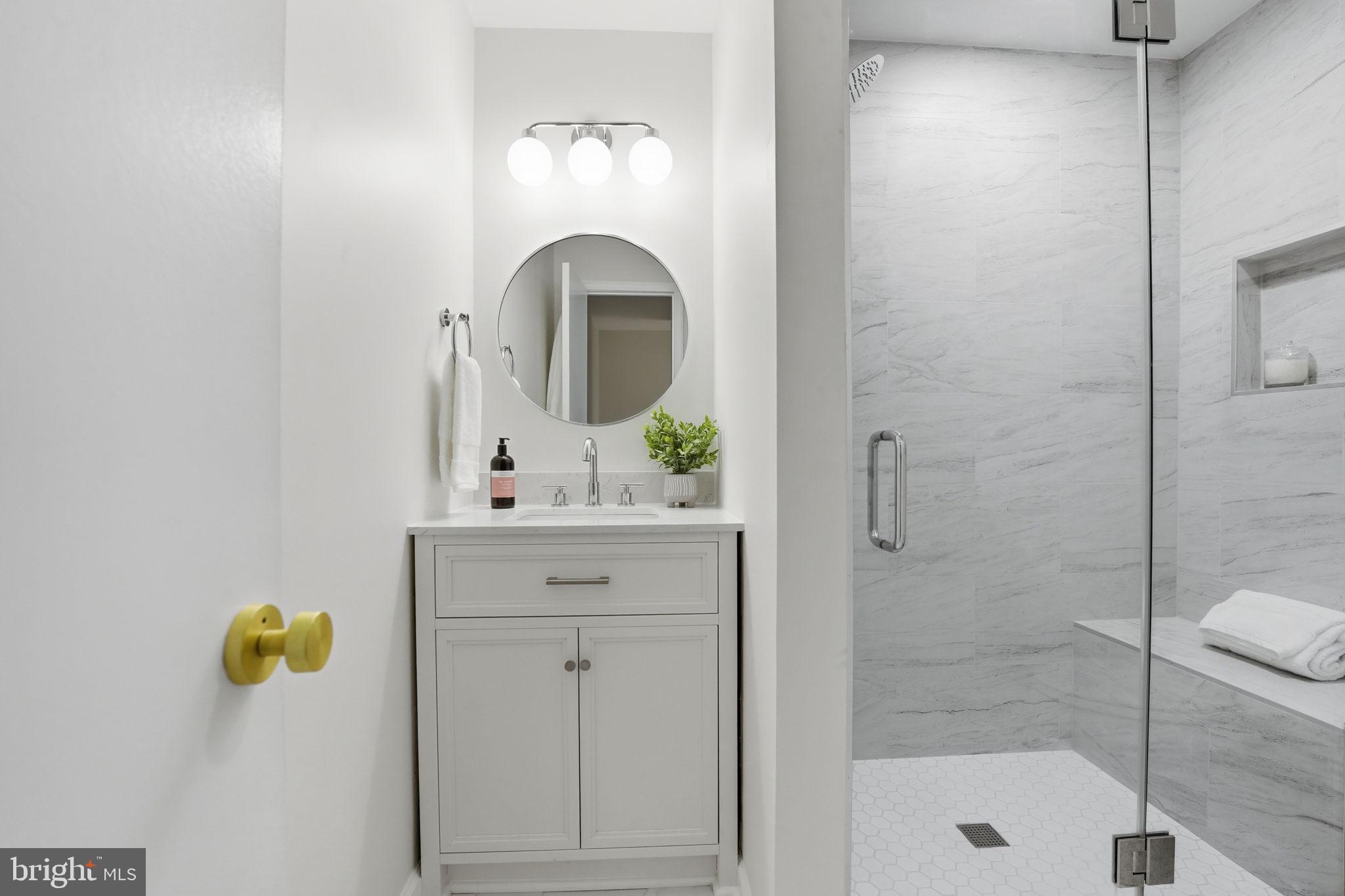 PINECREST HEIGHTS - Residential