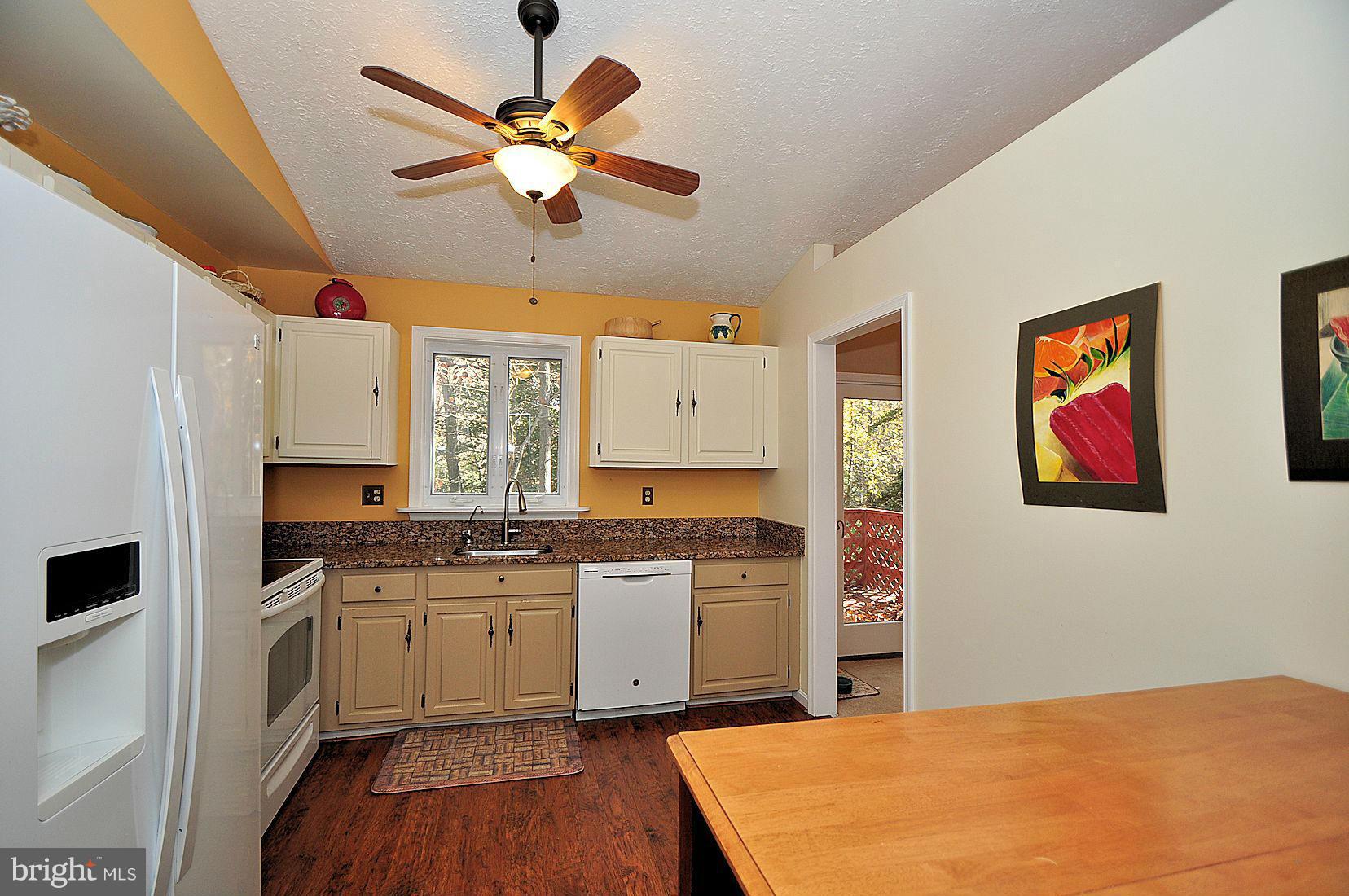 FAIRWOOD - Residential