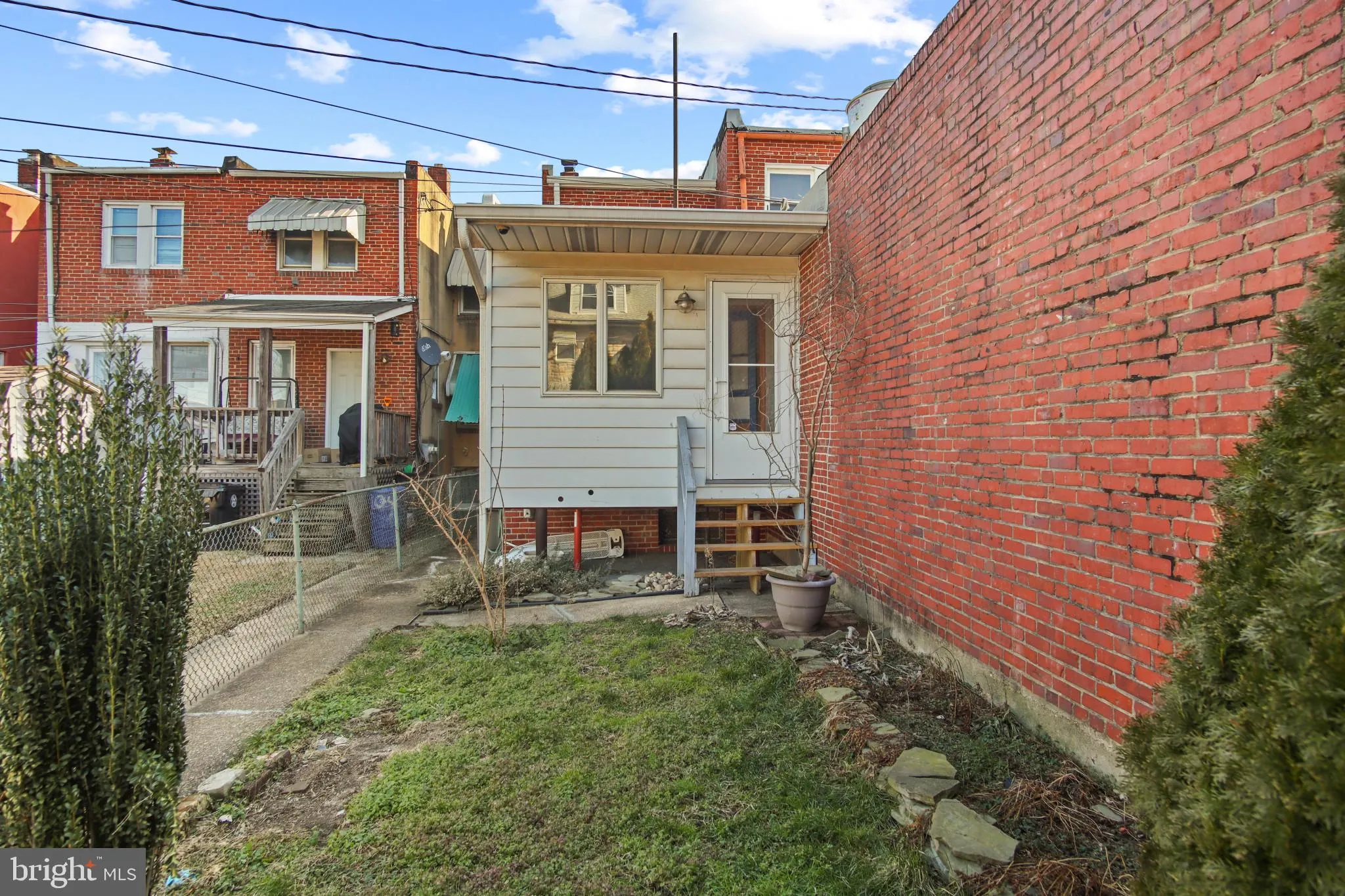 Baltimore, Maryland 21222, United States, 2 Bedrooms Bedrooms, ,2 BathroomsBathrooms,Residential,Pending,7239