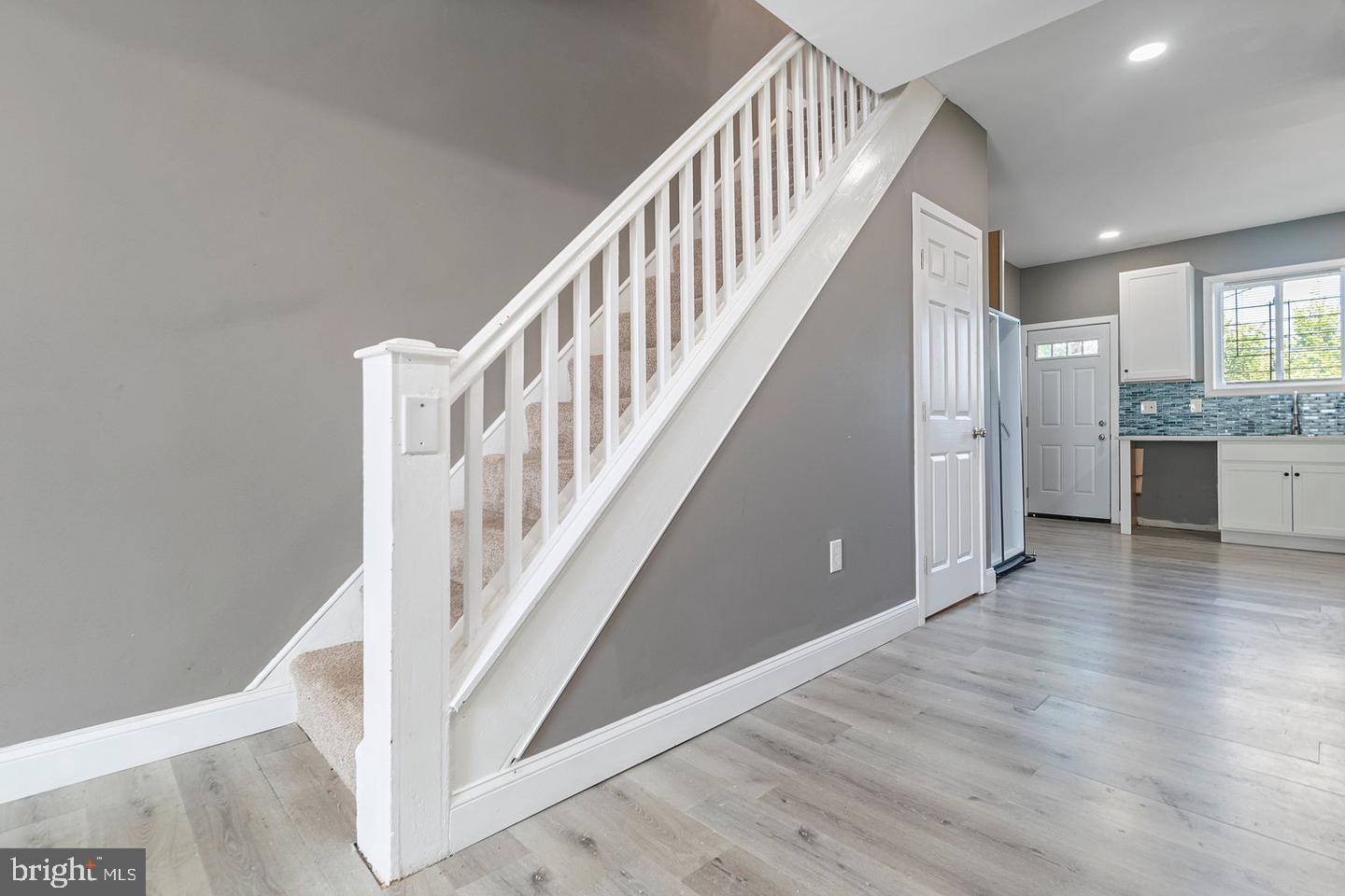 BROADWAY EAST - Residential