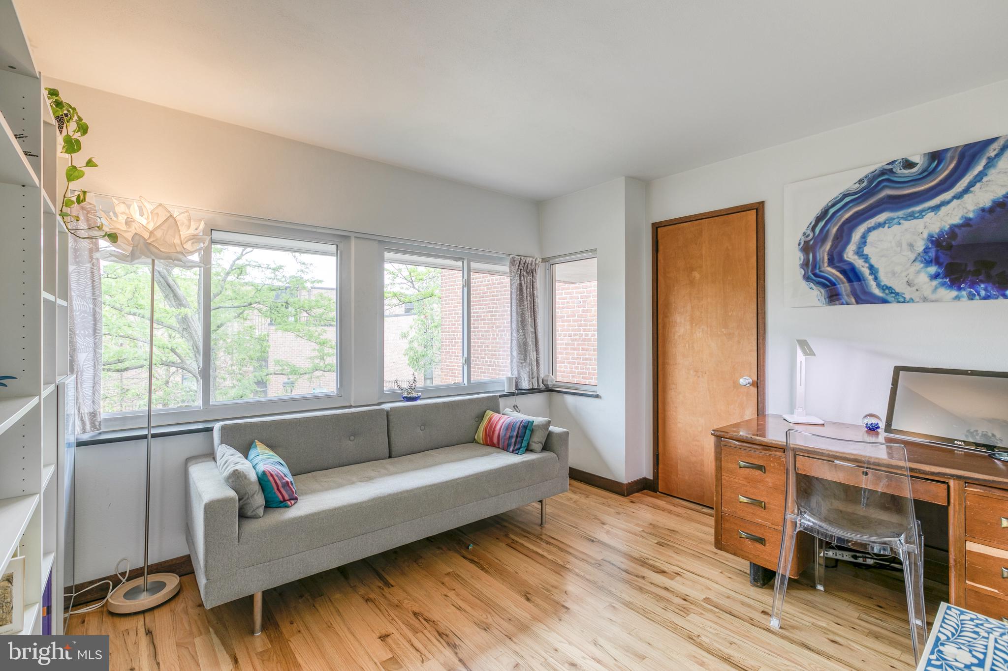 SOCIETY HILL - Residential