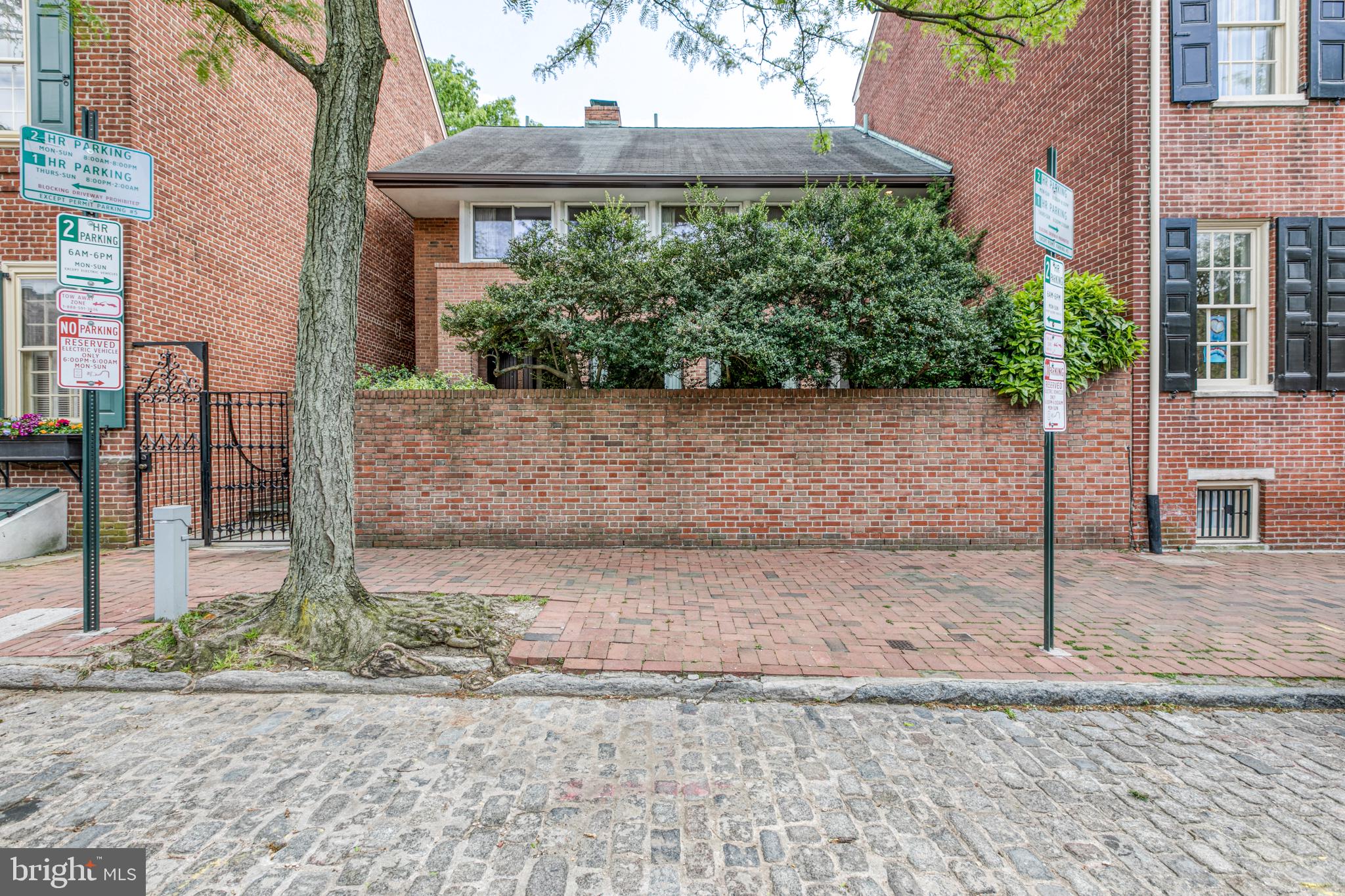 SOCIETY HILL - Residential