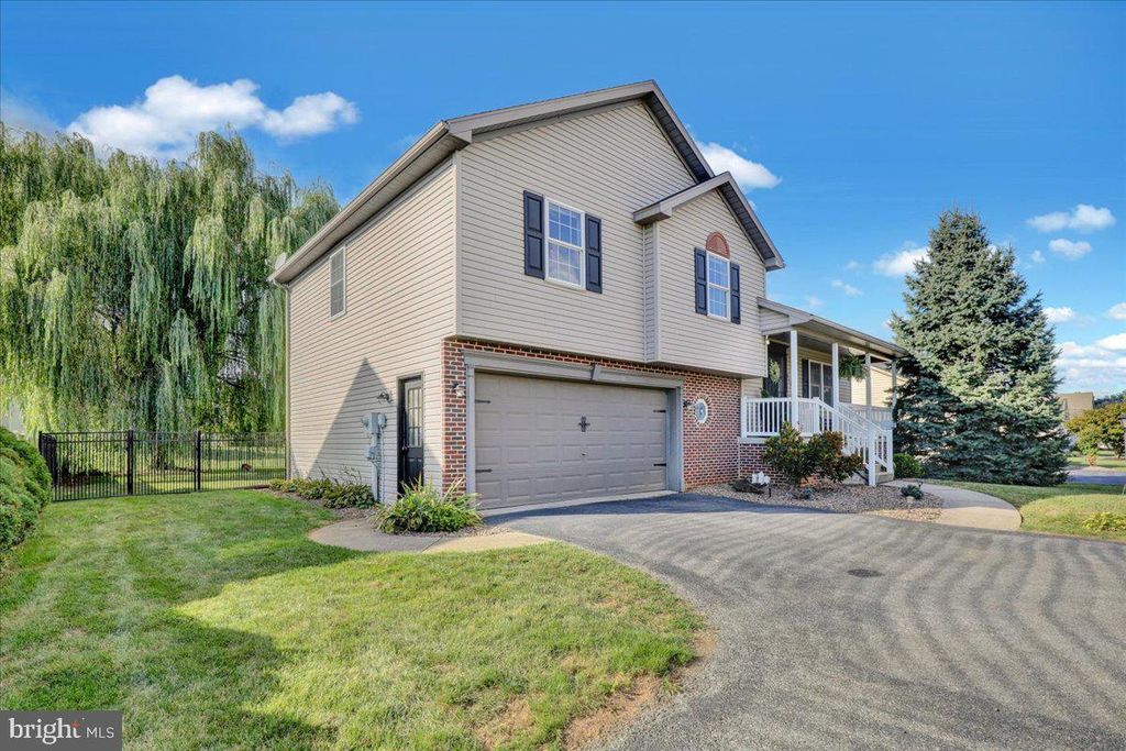 Photo of 313 Airport Road, FREDERICKSBURG, PA 17026 (MLS # PALN2022480)