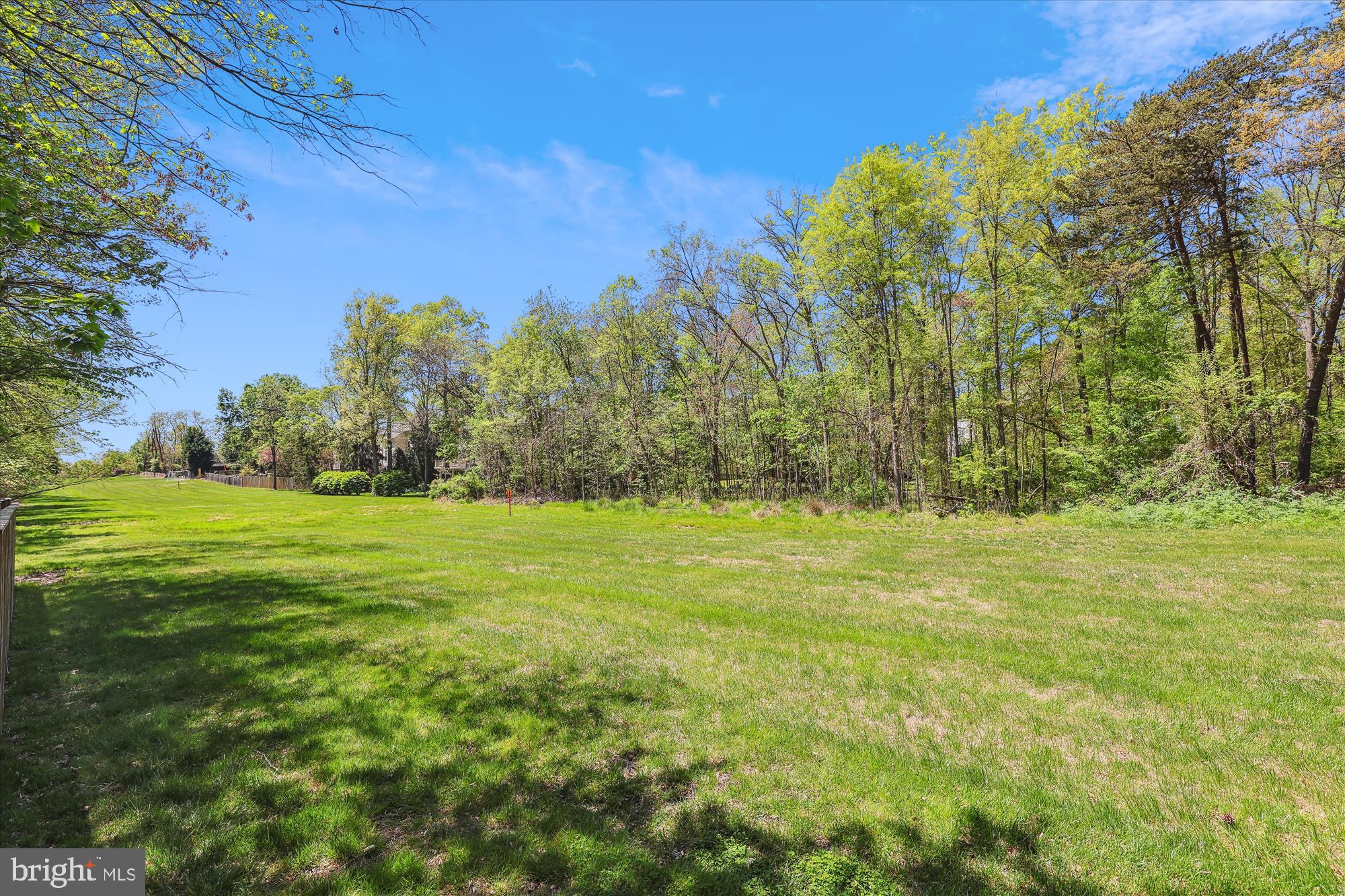 MONROE MANOR - Residential