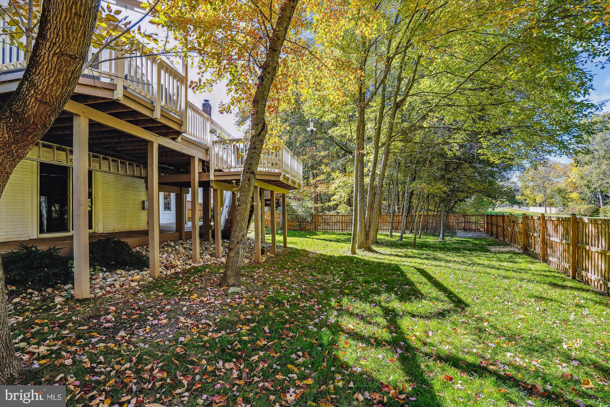 MONROE MANOR - Residential