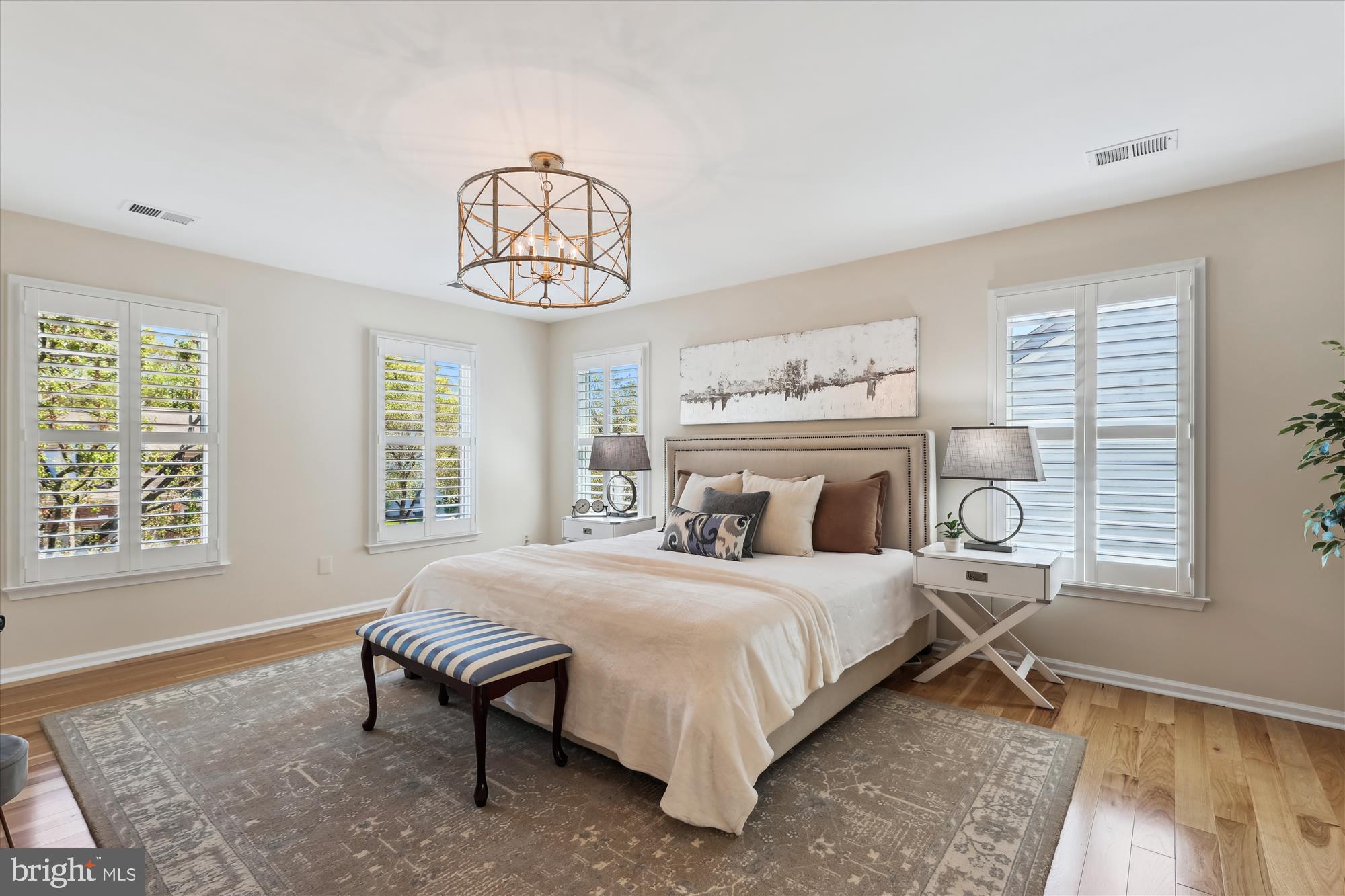 MONROE MANOR - Residential