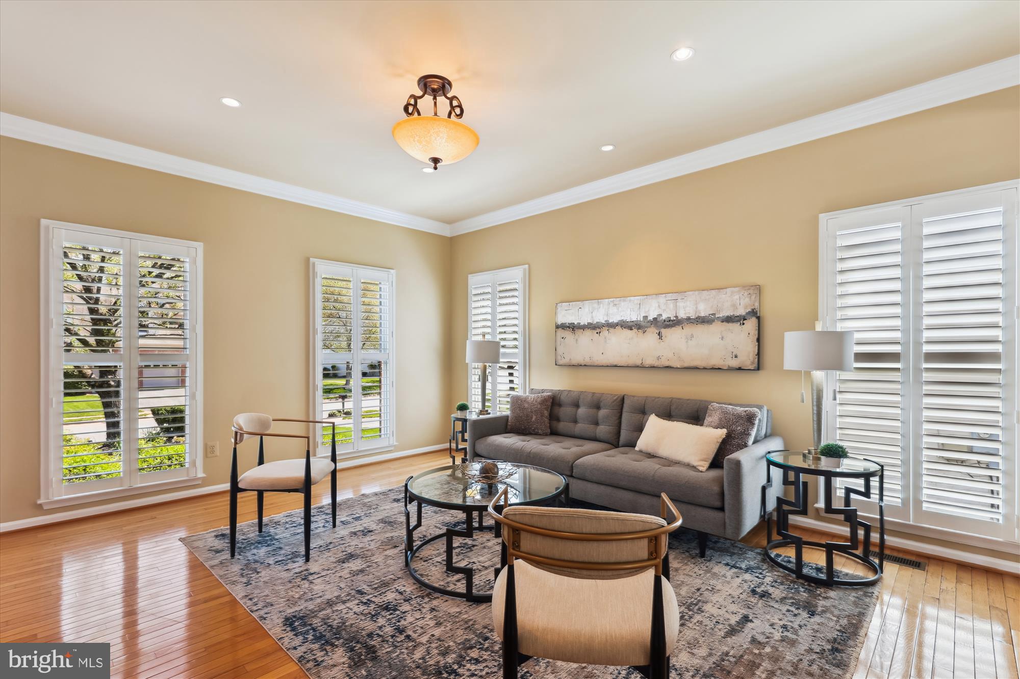 MONROE MANOR - Residential