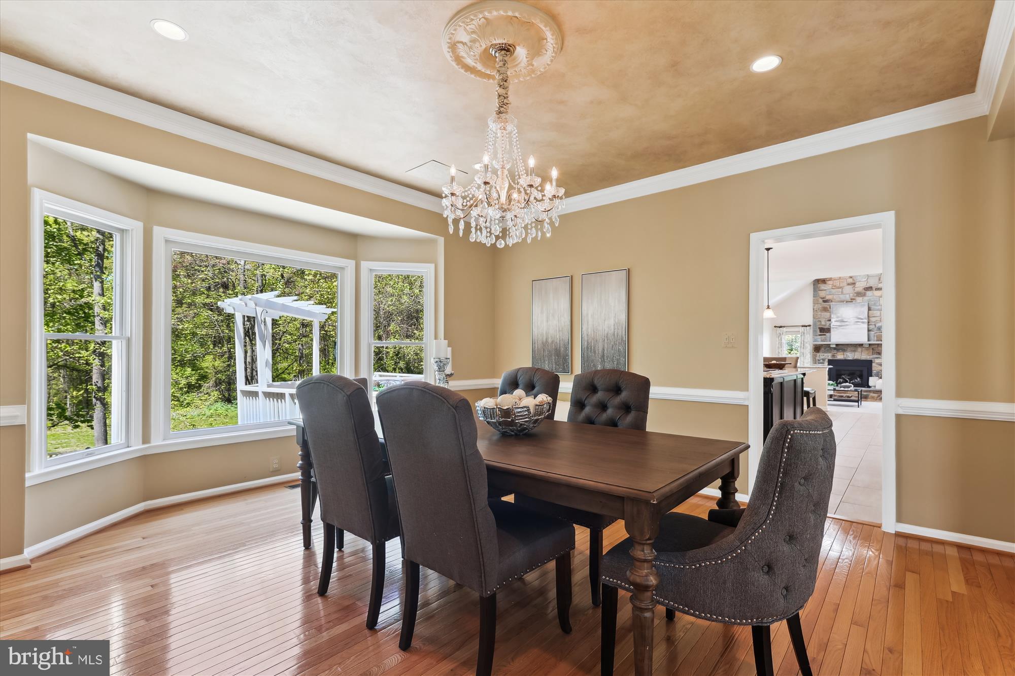 MONROE MANOR - Residential