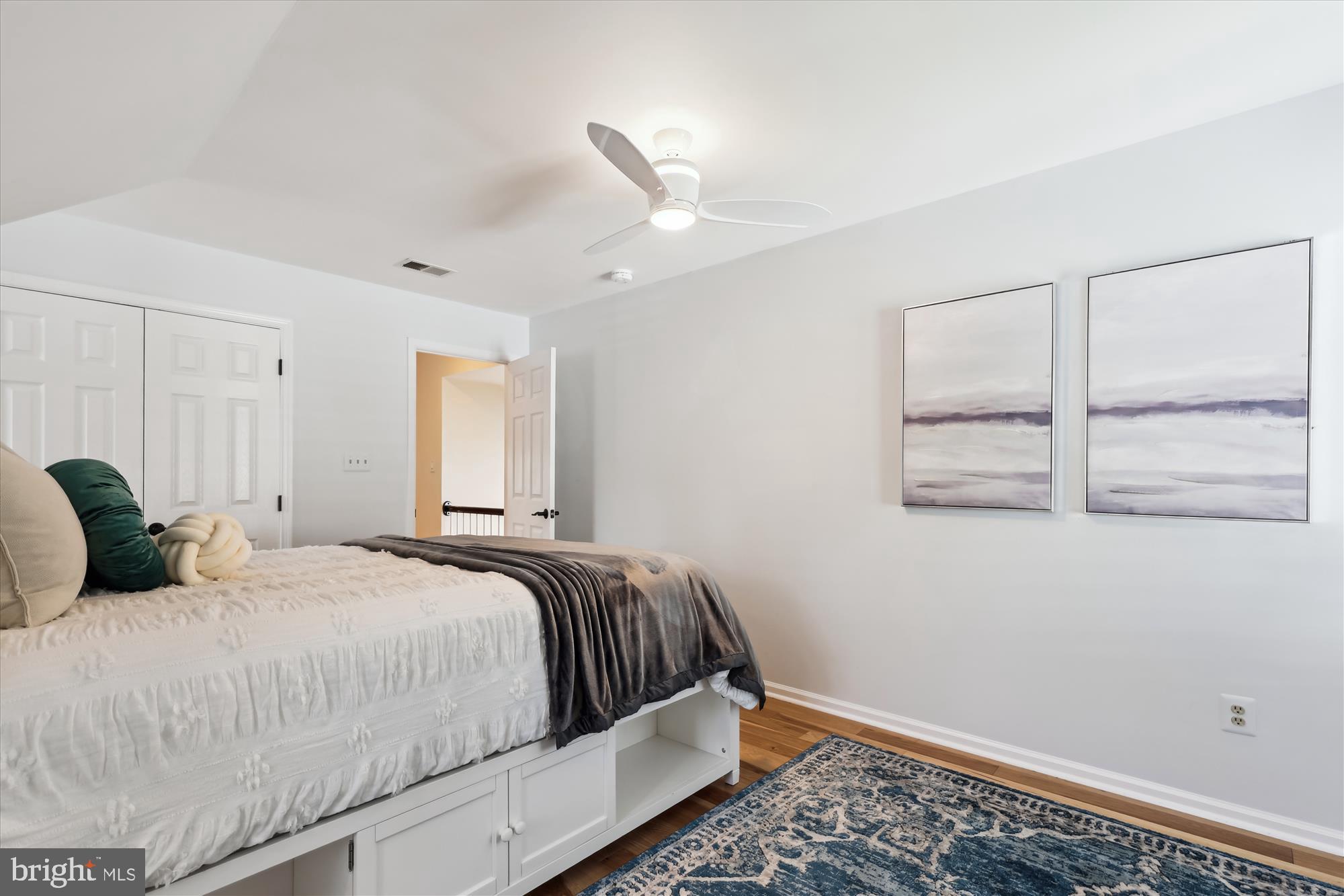 MONROE MANOR - Residential