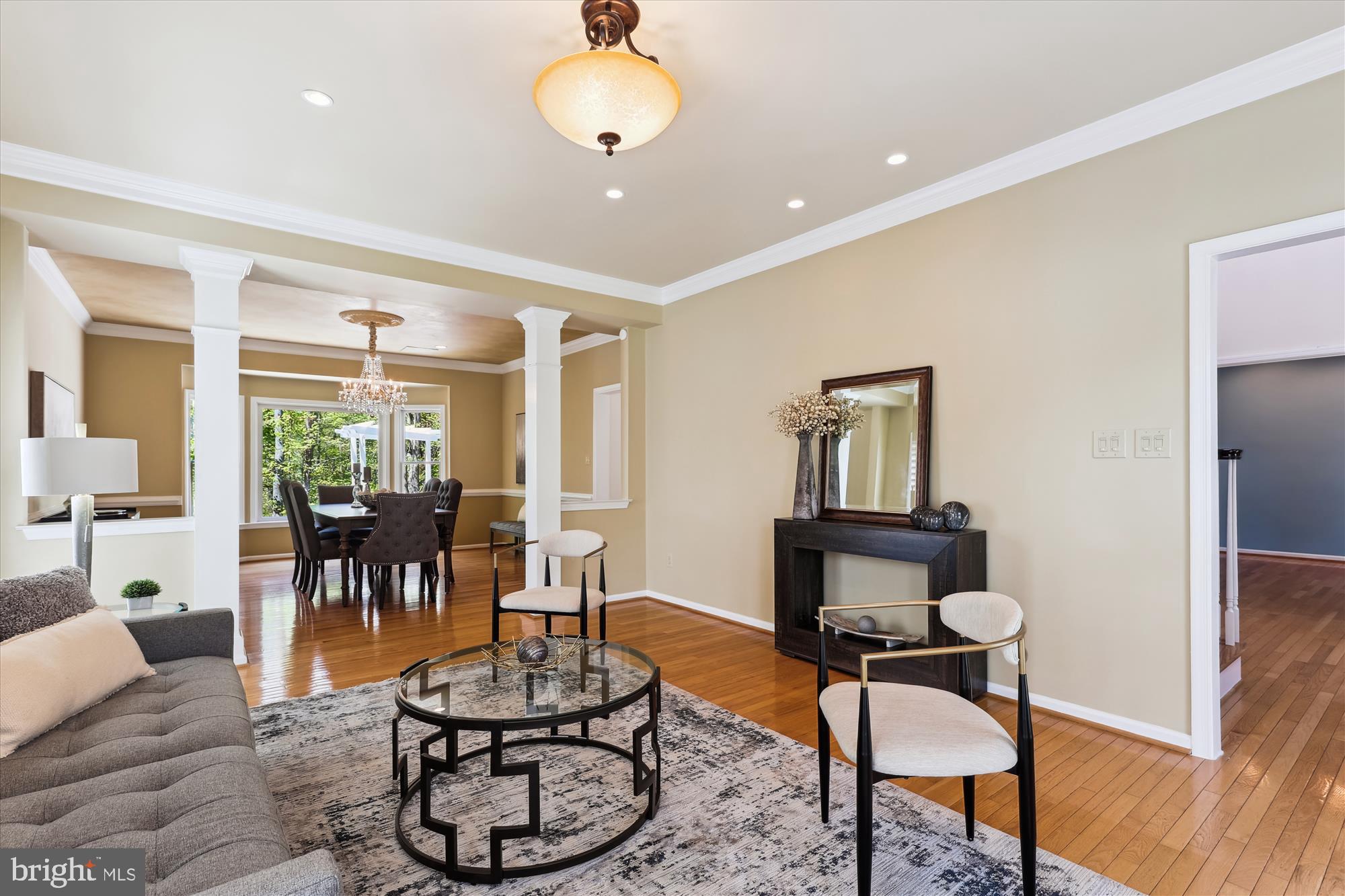 MONROE MANOR - Residential