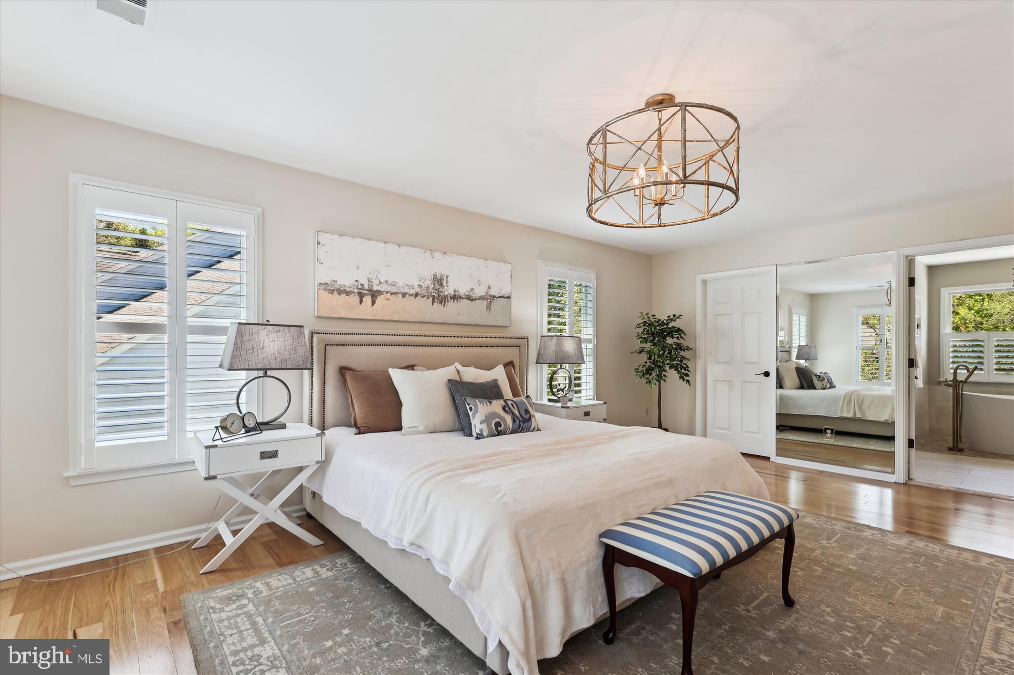 MONROE MANOR - Residential