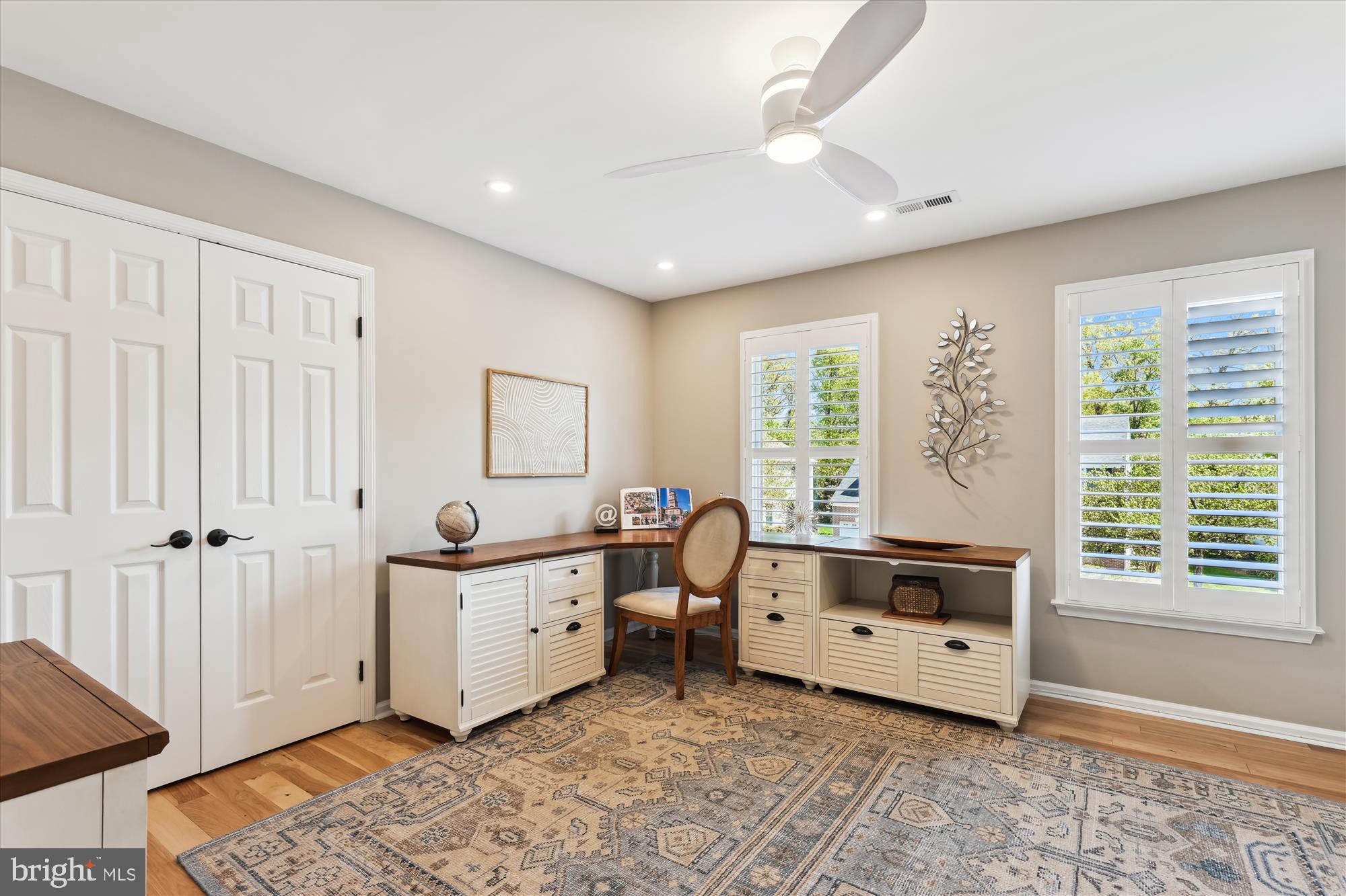 MONROE MANOR - Residential