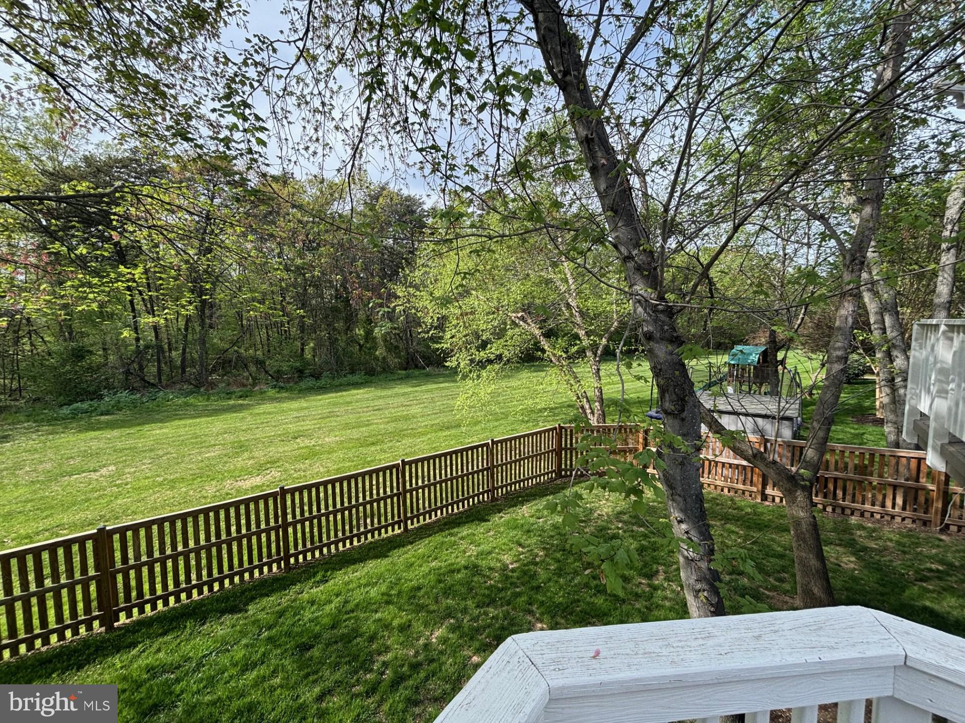 MONROE MANOR - Residential