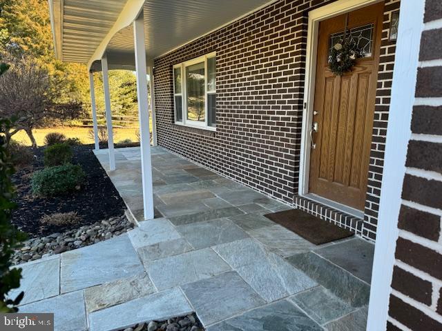 BROWNSTONE ACRES - Residential