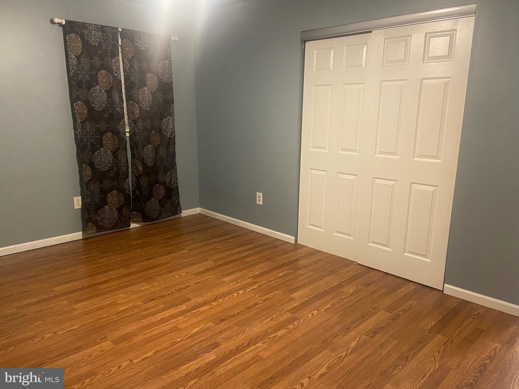 BROWNSTONE ACRES - Residential