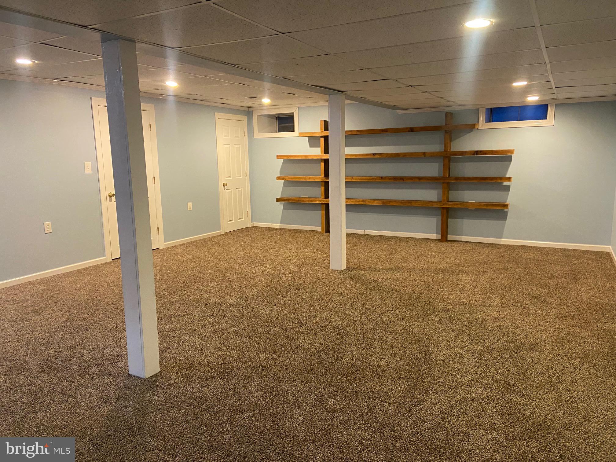 BROWNSTONE ACRES - Residential