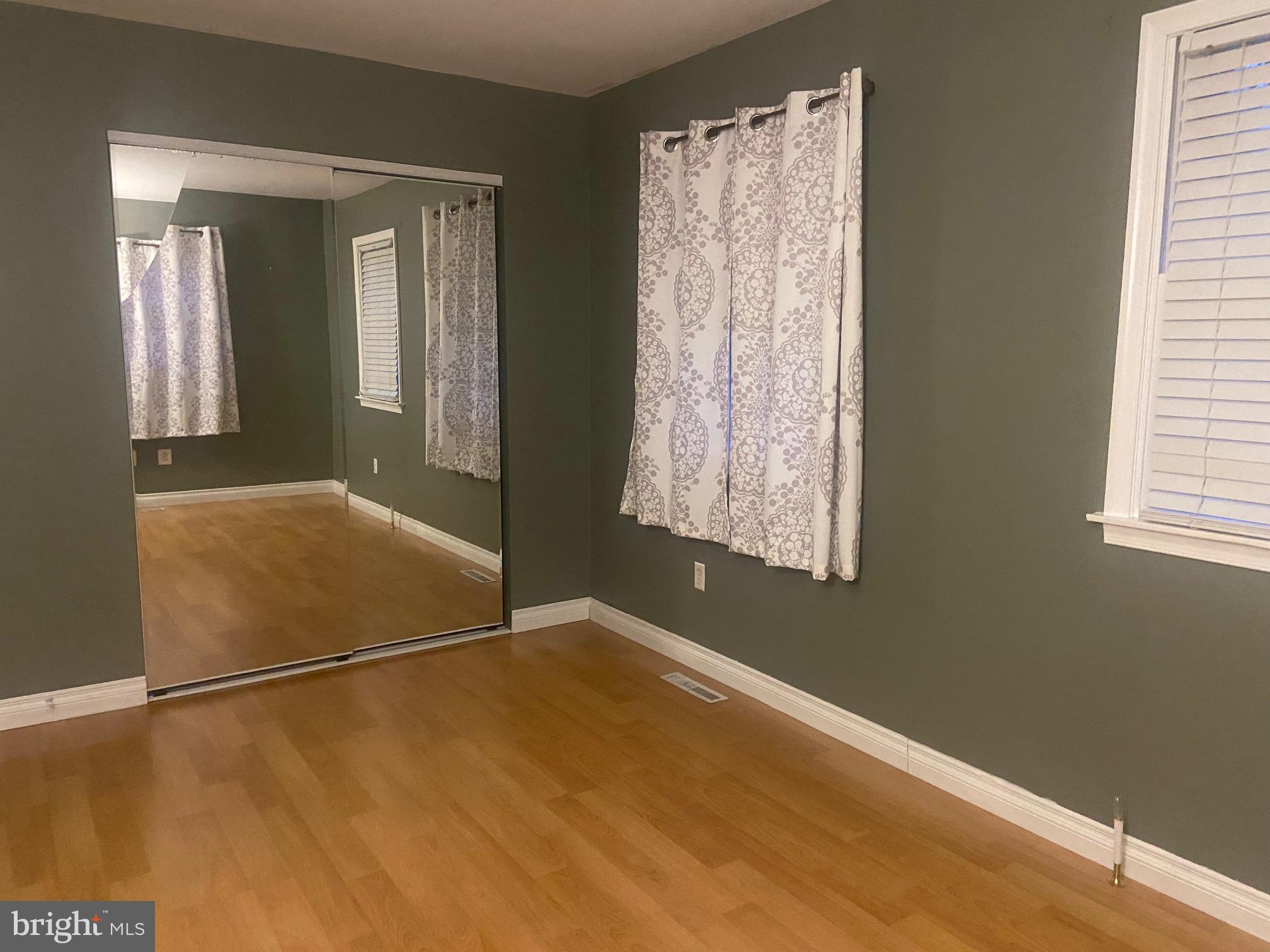 BROWNSTONE ACRES - Residential