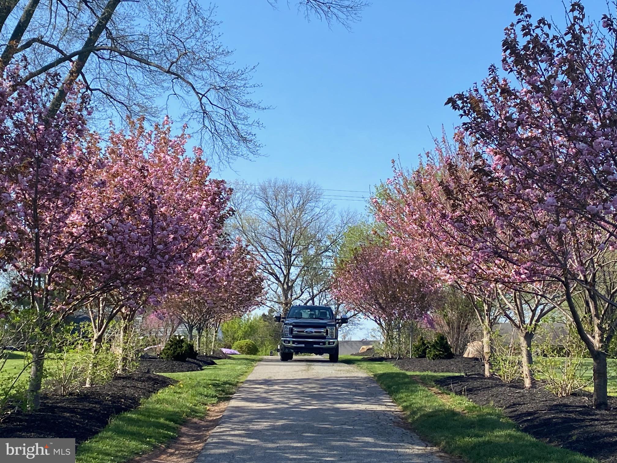 BROWNSTONE ACRES - Residential