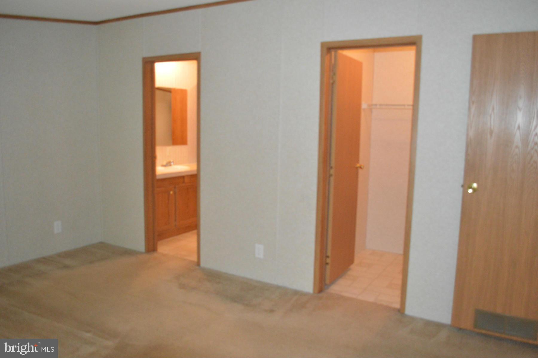 BOONES ESTATES - Residential