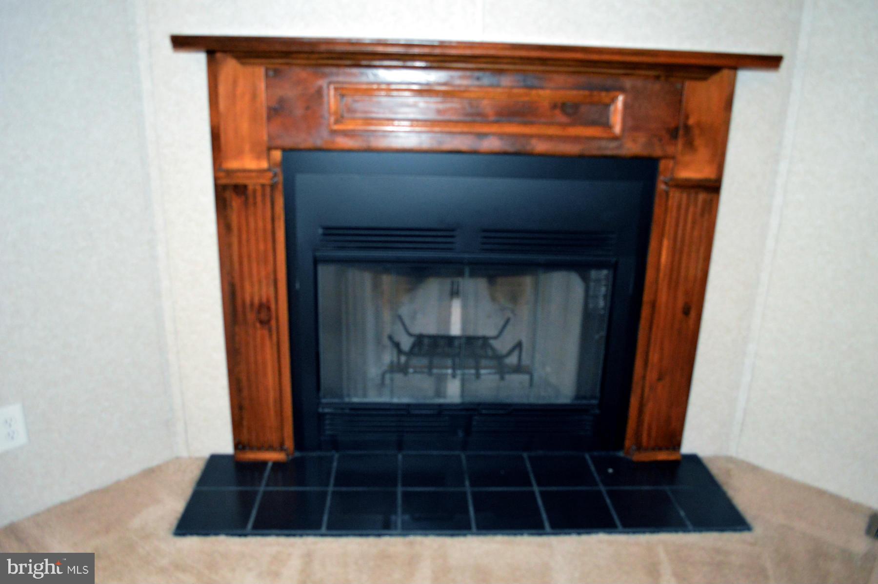 BOONES ESTATES - Residential