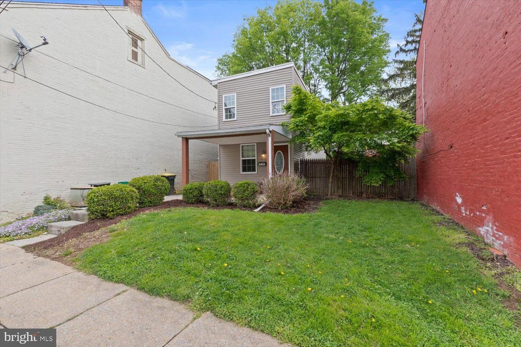 Photo of 424 LAFAYETTE ST, LANCASTER, PA 17603 (MLS # PALA2034132)