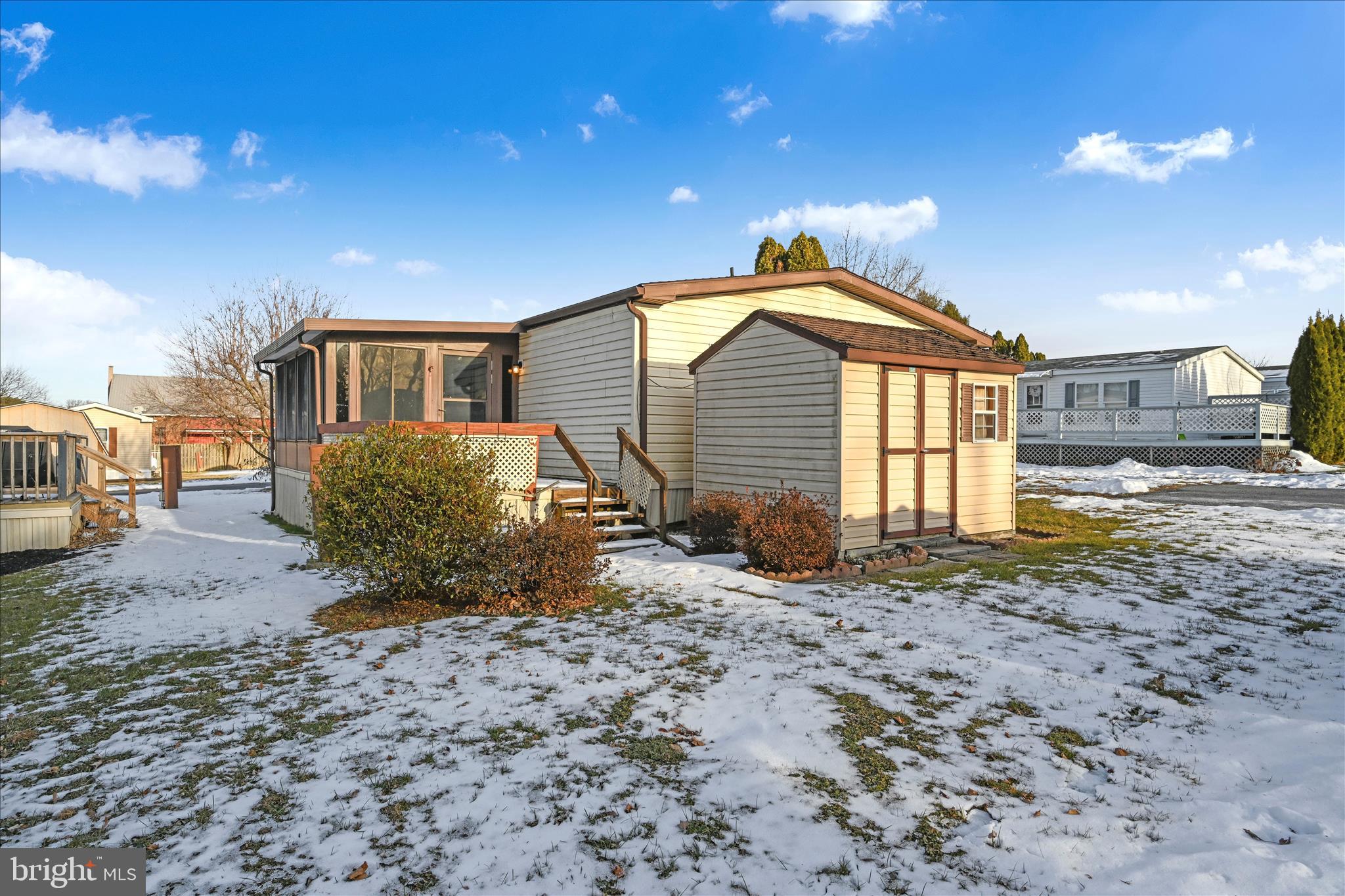 NORTHCREST ACRES MH PARK - Residential