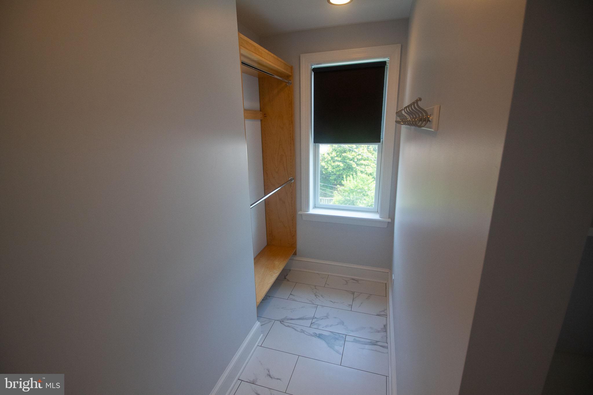 UNION SQUARE - Residential Lease