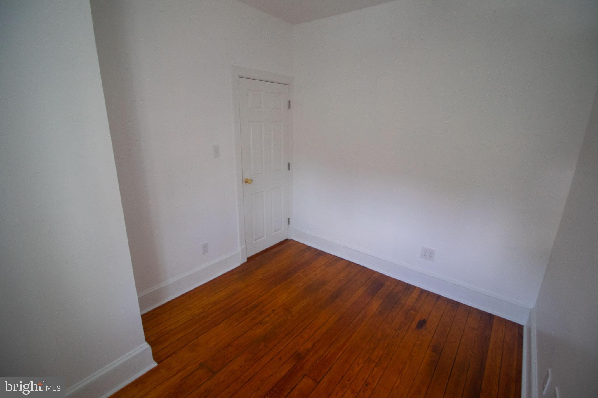 UNION SQUARE - Residential Lease