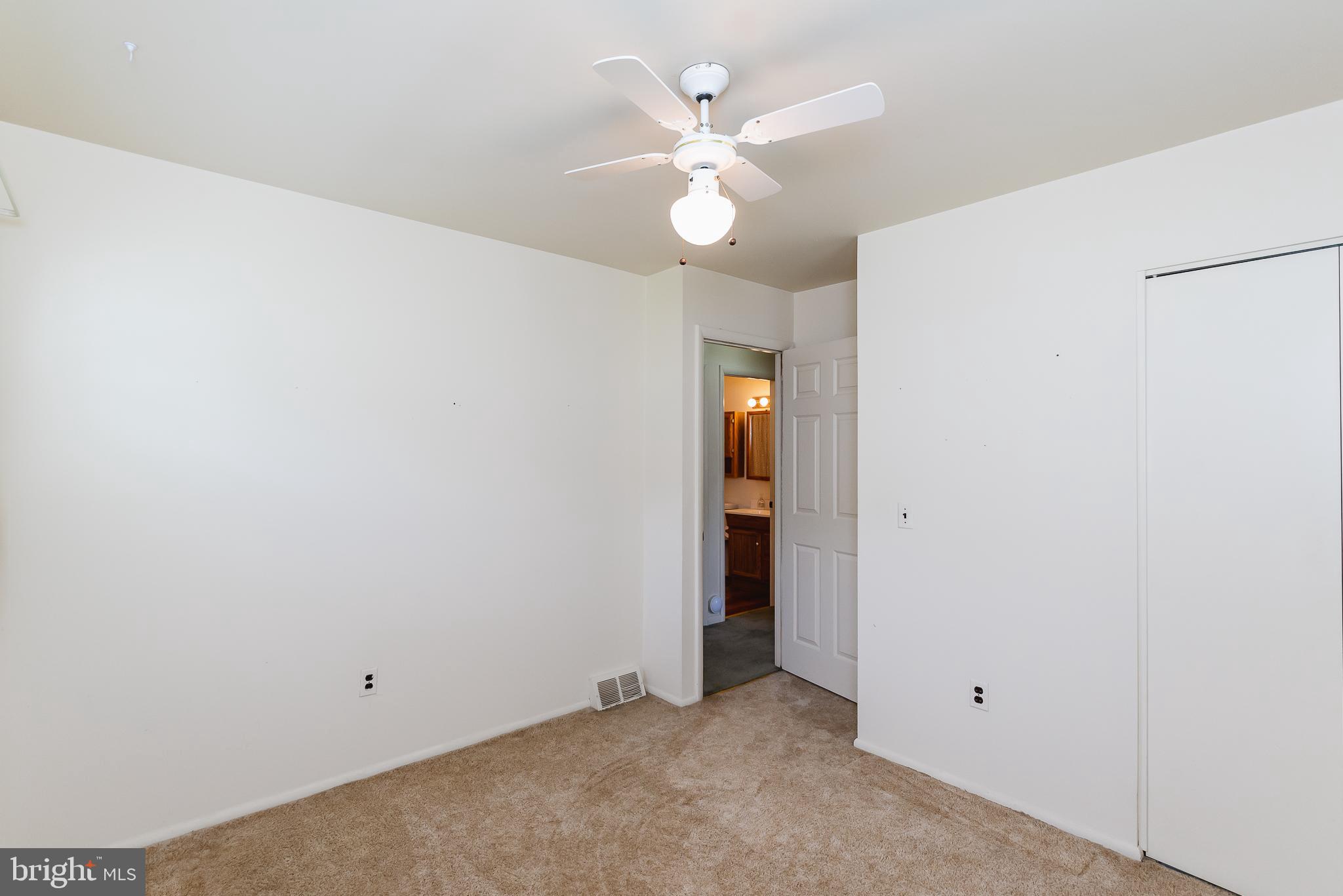 EDGE MEAD - Residential